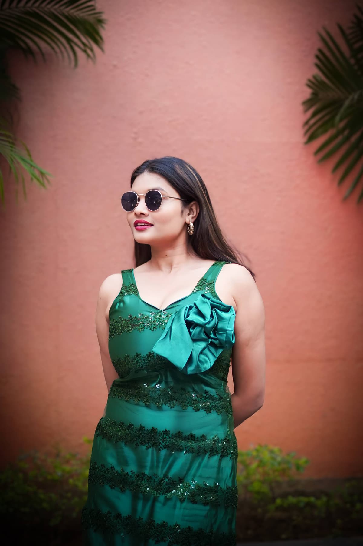 Emerald Elegance One-Shoulder Satin Dress with Lace Paneling & Bow Detail